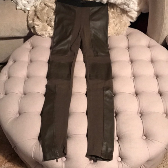 BCBG MAXAZRIA Chase Faux Leather Blocked legging - Picture 2 of 4